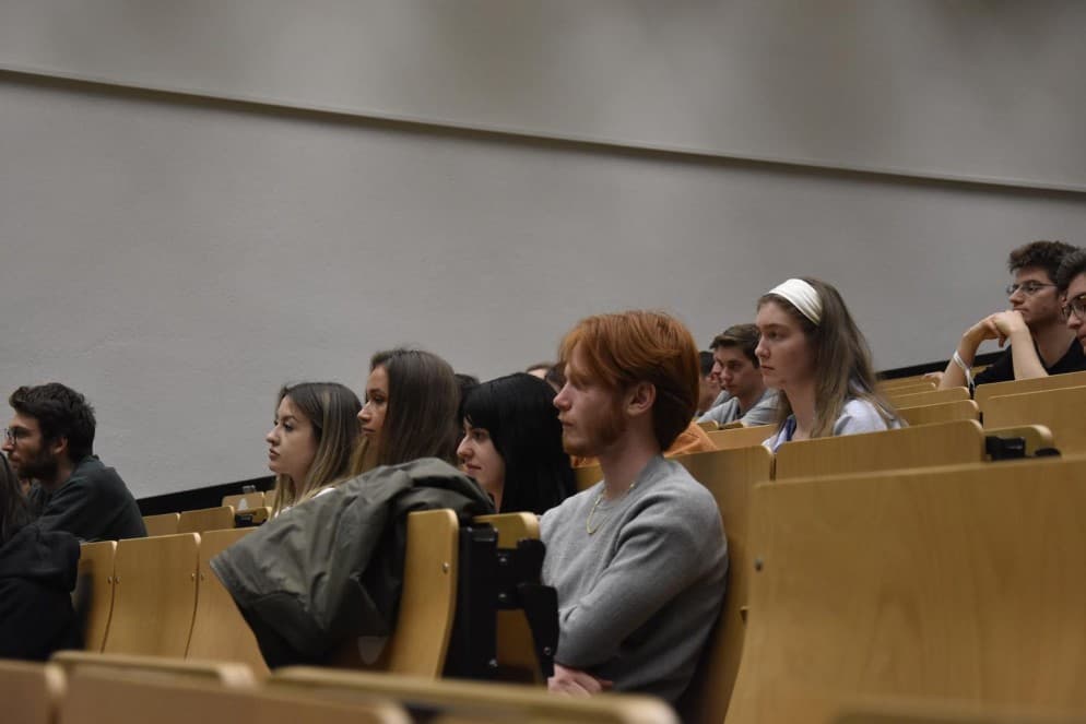 La conferenza sulla gestione degli ospedali organizzata a Zurigo. Le associazioni possono offrire occasioni per affinare il proprio spirito critico. © ASTAZ